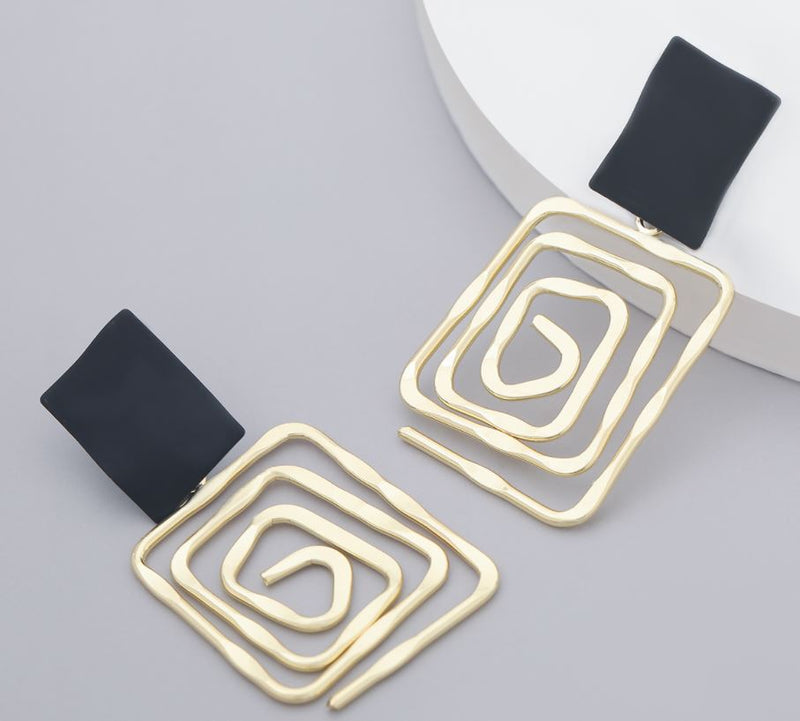 A-MAZE Me Earrings