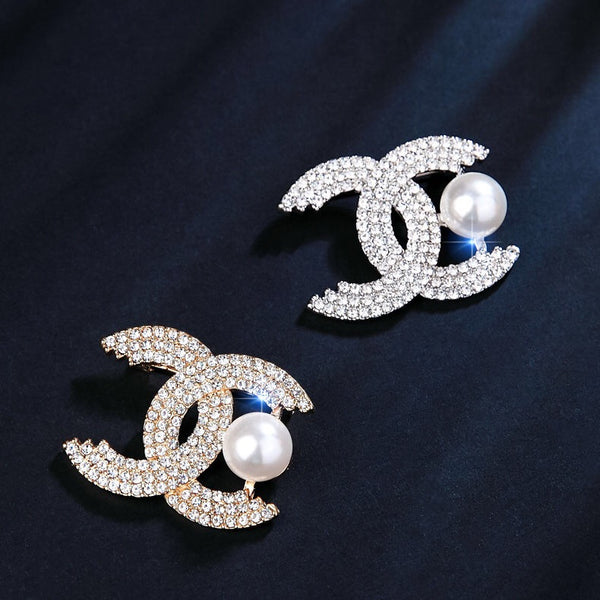 Diamonds & Pearls Brooch (2 colors)